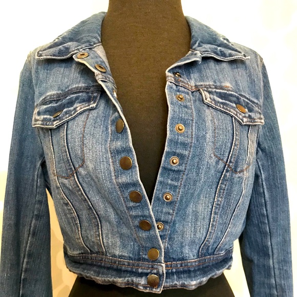 Jean Jacket - Picture 1 of 4